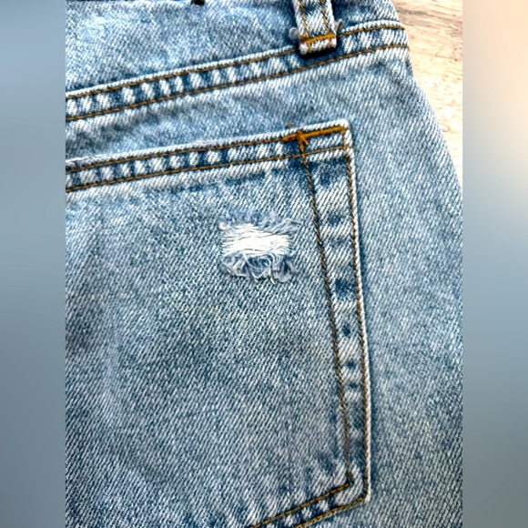 BDG Urban Outfitters girlfriend high rise denim shorts - Picture 6 of 8